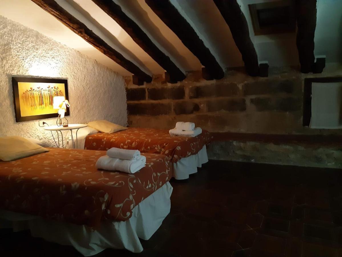 Lo Cremalle Valderrobres Exterior foto